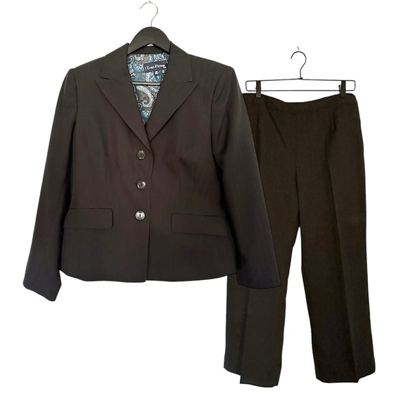 Evan Picone PETITE Black 2 Piece Suit Button Vintage Career Office 12P Petite - Picture 7 of 14